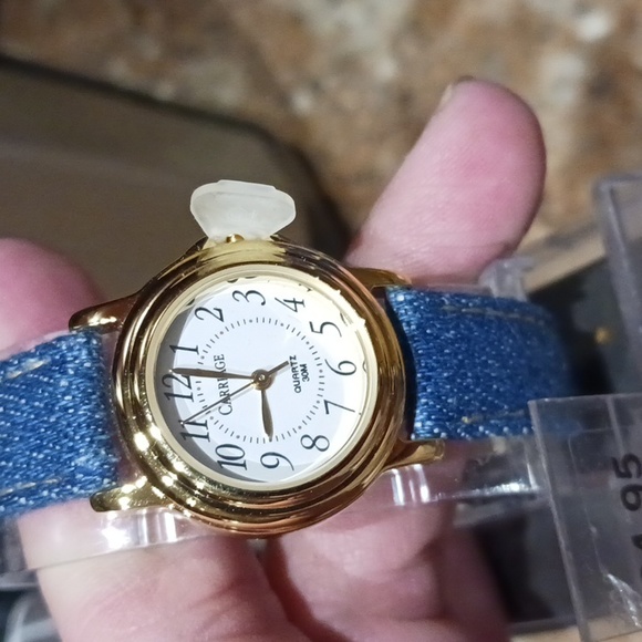 Carriage By Timex Women's Gold Tone Fashion Watch w/Denim Band. No Box. - Picture 2 of 9
